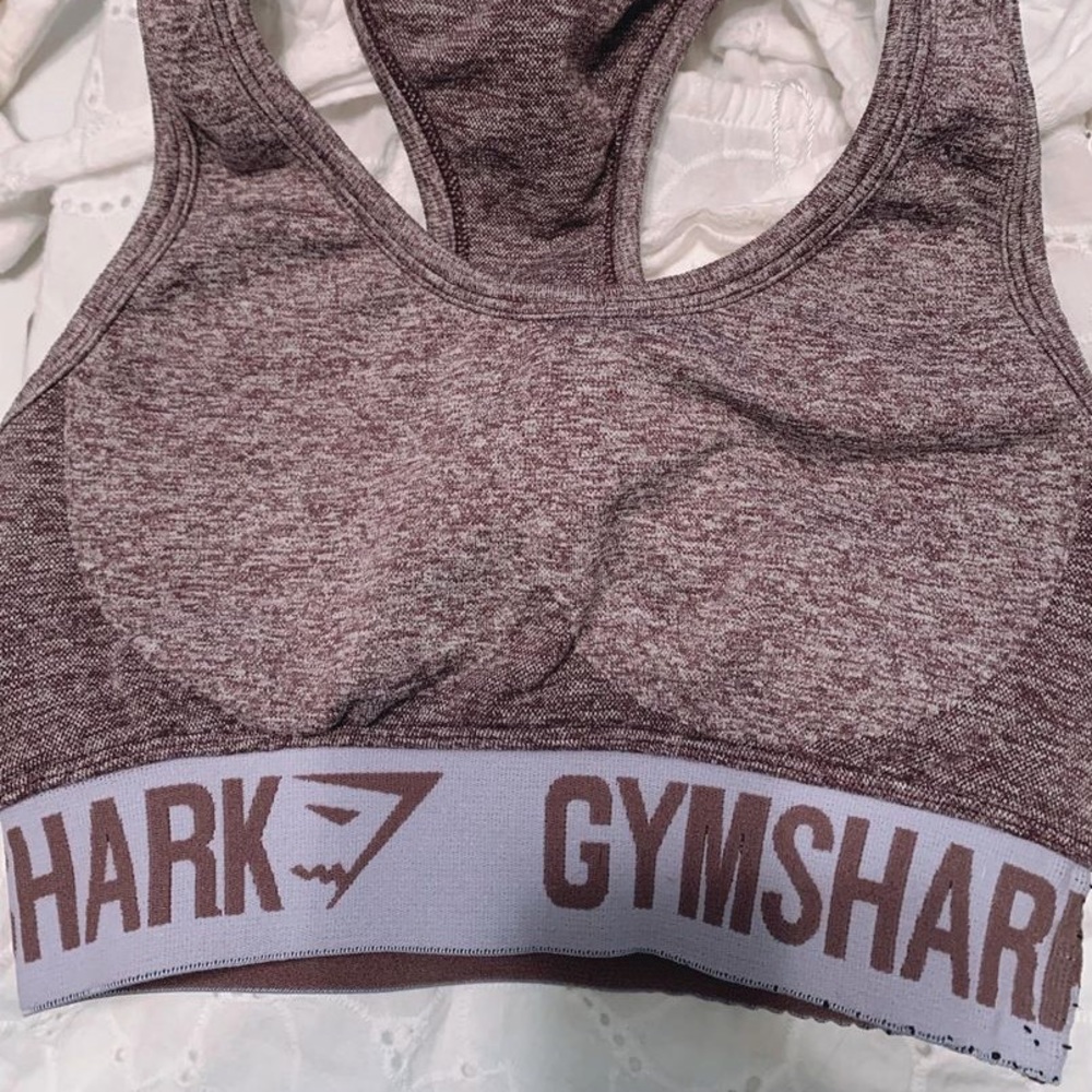Gymshark purple sports bra